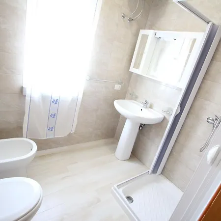 Vista Mare Rivabella Апартаменты *